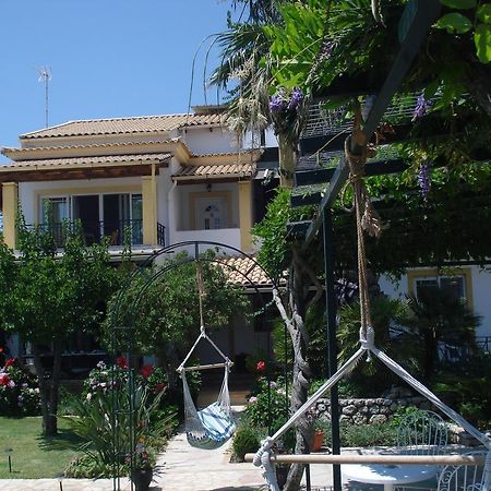 Iron House Apartment Agios Georgios  Exterior photo