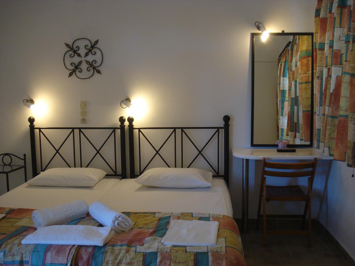 Iron House Apartment Agios Georgios  Exterior photo