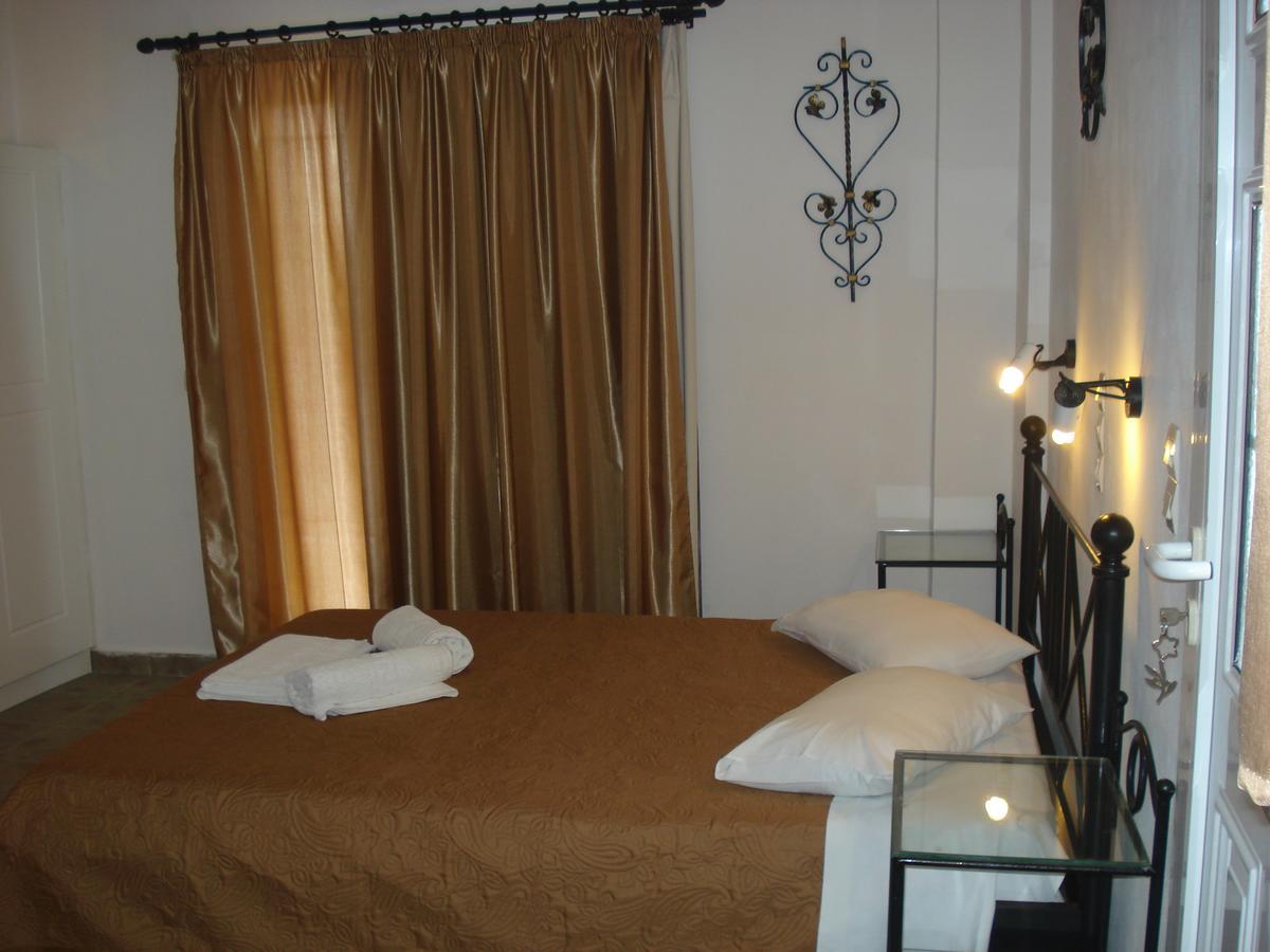 Iron House Apartment Agios Georgios  Exterior photo